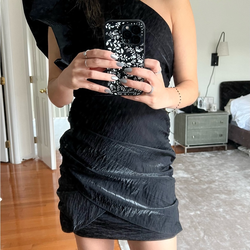One sleeve ruffle party dress (true size 4)